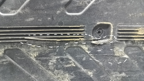 Right underbody protection Mercedes W213 E 17-23 cracks, fractures
