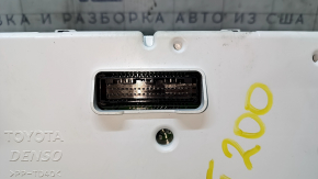 Instrument cluster Lexus CT200h 11-17 scratches