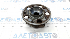 Rear left hub Mercedes W213 E 17-23 rusty