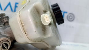 Master brake cylinder with reservoir Mercedes W213 E 17-23