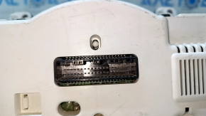 Instrument cluster Toyota Rav4 06-12 scratches, broken mount