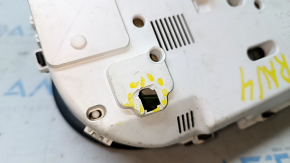 Instrument cluster Toyota Rav4 06-12 scratches, broken mount