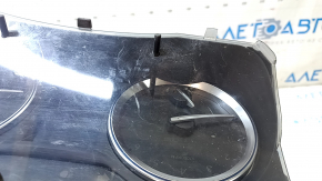 Instrument cluster Toyota Highlander 14-16 2.7 scratches