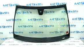 Mercedes C-class W205 windshield 15-21 chips