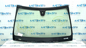 Mercedes C-class W205 windshield 15-21 chips