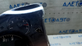 Instrument cluster VW Beetle 12-12 132k scratches