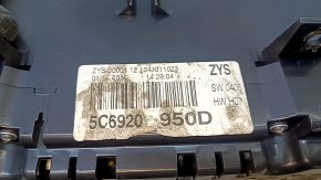 Instrument cluster VW Jetta 11-18 USA 2.5 scratches