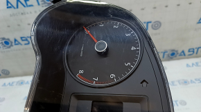 Instrument cluster VW Jetta 11-18 USA 2.5 scratches