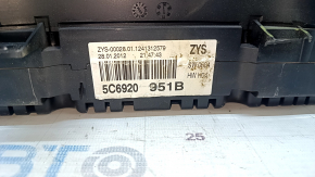 Instrument cluster VW Jetta 11-18 USA 2.5 scratches, broken fasteners