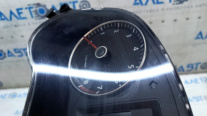 Instrument cluster VW Jetta 11-18 USA 2.5 scratches, broken fasteners