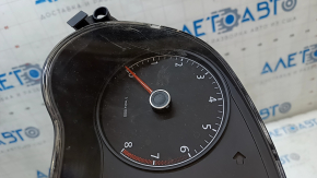 Instrument cluster VW Jetta 11-18 USA 2.5 127k scratches