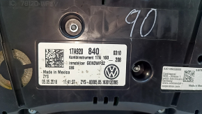 Instrument cluster VW Jetta 19 - scratches, broken fasteners, dented on the body