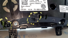 Instrument cluster VW Jetta 19 - broken fasteners, dented housing, scratches