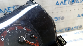 Instrument cluster VW Jetta 19 - scratches, dented body