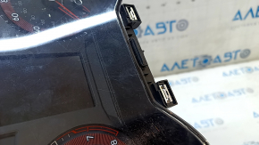 Instrument cluster VW Jetta 19-19 24k broken mount, scratches