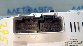 Instrument cluster Jeep Compass 11-13 157K scratches, broken latch