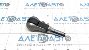 Nissan Rogue 07-12 Gear Knob Scratches