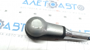 Nissan Rogue 07-12 Gear Knob Scratches
