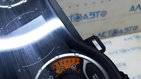 Instrument cluster Jeep Renegade 15-17 pre-rest small display, 63k scratches, chip
