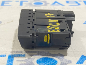 Ford Escape MK3 17-19 Button Panel Broken Fastener