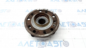 Front right hub Mercedes C-class W205 15-21 AWD rusty
