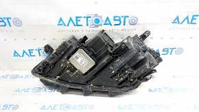 Headlight front right VW Passat b8 16-19 USA complete LED, sand, scratches, chips on glass