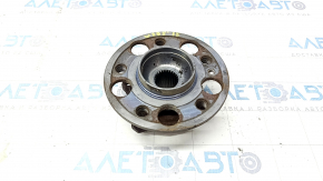 Rear right hub Mercedes C-class W205 15-21 rusty
