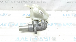Master brake cylinder with reservoir Mercedes C-class W205 15-21 with cover