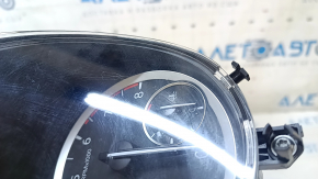 Instrument cluster Infiniti QX30 17- scratches