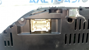 Instrument cluster Infiniti QX30 17 - broken mount
