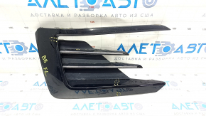 Front bumper grille side left VW Passat b8 16-19 USA R-Line, cracks, broken fasteners, sand