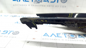 Front bumper grille side left VW Passat b8 16-19 USA R-Line, cracks, broken fasteners, sand