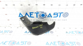 Mudguard front left Nissan Rogue Sport 17- scratches