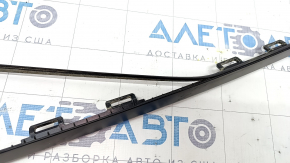Windshield molding right Honda Accord 18-22 seal peeled off