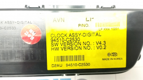 Hyundai Sonata 15-17 clock panel with radio control, scratches, chrome peeling