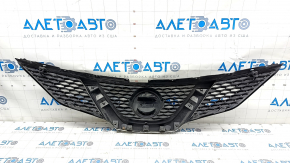 Grill grill Nissan Rogue Sport 17-19 without emblem, without camera, sand