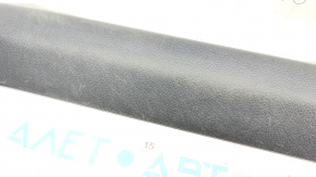 Door sill trim front left Nissan Rogue Sport 17-19 black, scratches