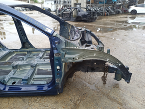 Front right quarter Honda CRV 17-22 on the body, blue