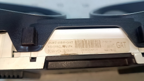 Instrument cluster Ford Fiesta 11-19 89k, missing body fragment, scratches