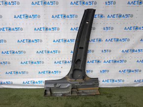 The central right body pillar of Volvo XC90 16-23 is sawn off