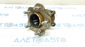 Rear right hub Nissan Rogue Sport 17-22 FWD