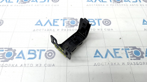 Headlight mounting bracket lower right Ford Edge 15 - broken mount