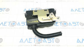 Fuse box left side Nissan Rogue Sport 17-19 complete with housing