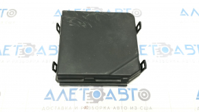 Nissan Rogue Sport 17-19 square underhood fuse box cover