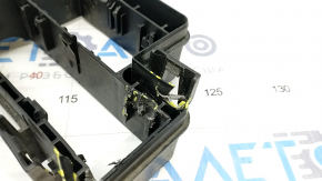 Nissan Rogue Sport 17-19 underhood fuse box housing under the triangular cover, broken