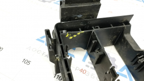 Nissan Rogue Sport 17-19 underhood fuse box housing under the triangular cover, broken