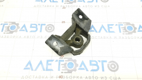 Fastening of the inlet pipe with a catalytic converter Nissan Rogue Sport 17-22
