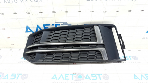 Front bumper grille left Audi A4 B9 17-19 s-line, without radar, light chrome, sand