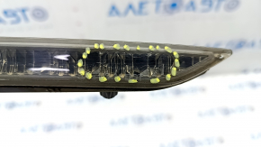 Stop signal Ford Edge 15 - cracks in glass