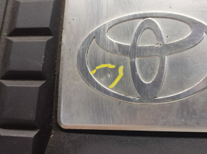 Toyota Highlander 08-10 hybrid engine cover, pokes
